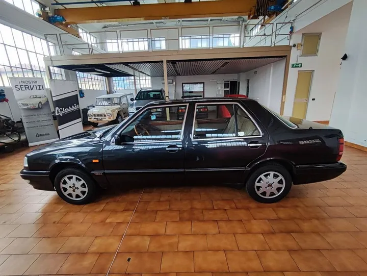 Lancia Thema