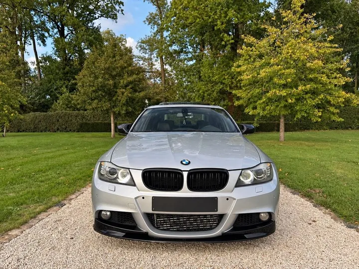 BMW 325