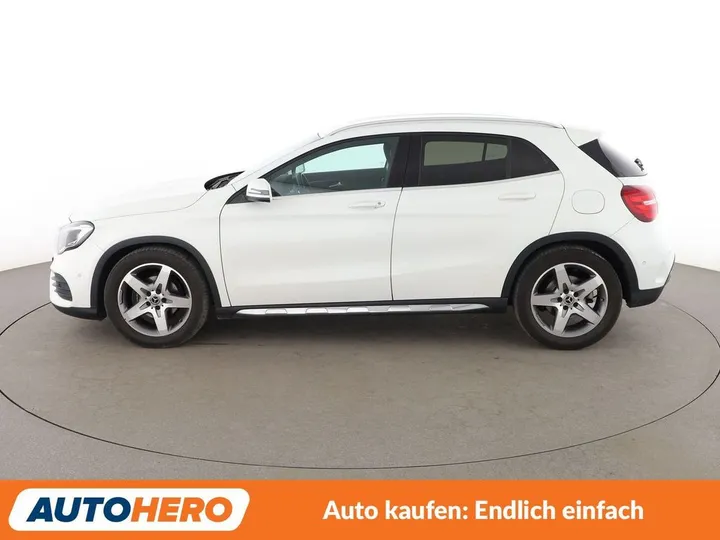 Mercedes-Benz GLA 180