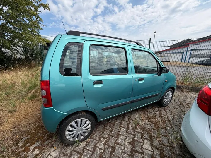 Suzuki Wagon R+