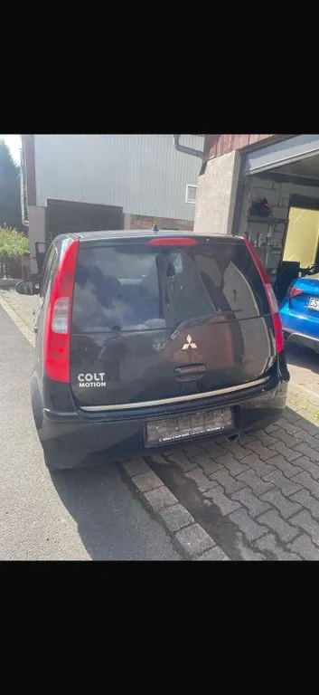 Mitsubishi Colt