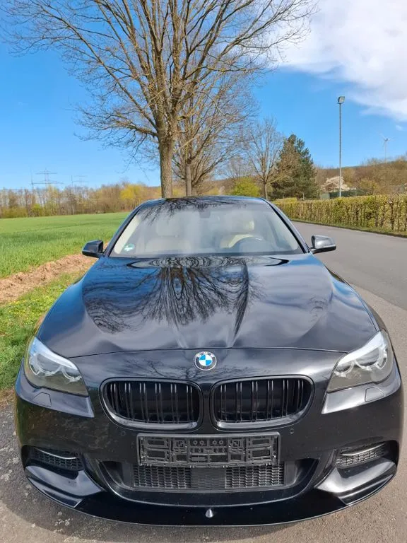 BMW 528