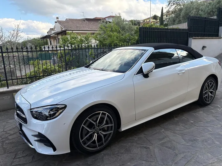 Mercedes-Benz E 300