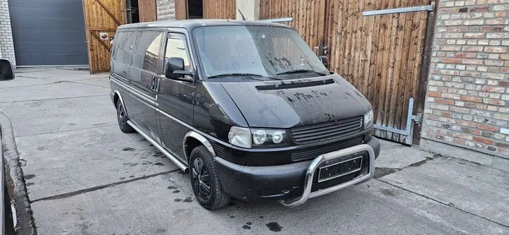 Volkswagen T4 Caravelle