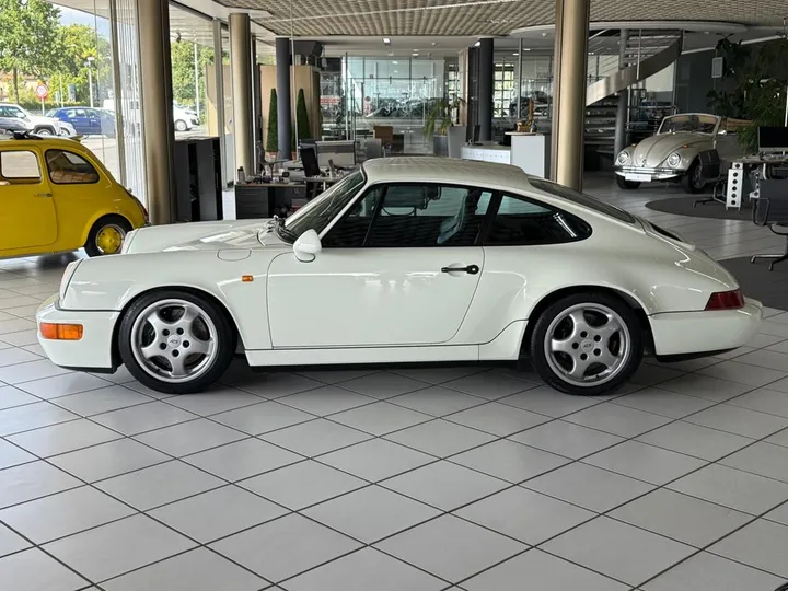Porsche 964