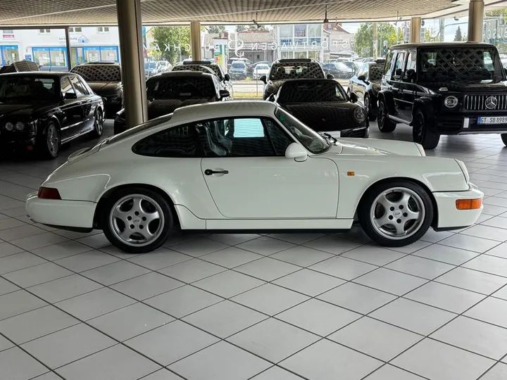 Porsche 964