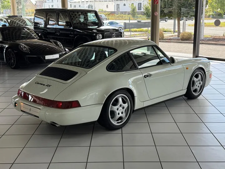 Porsche 964