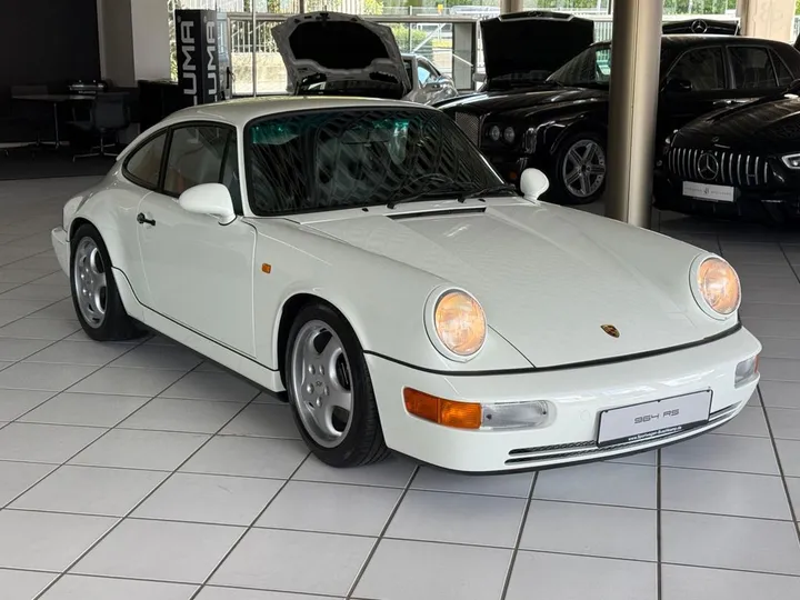 Porsche 964