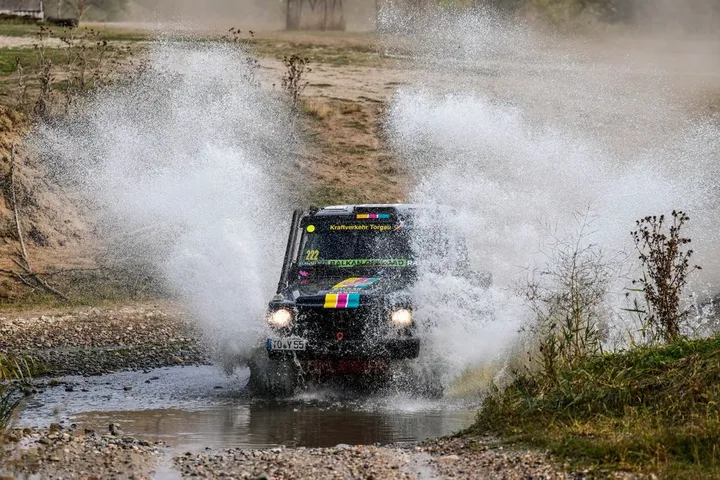 Mercedes-Benz G 400