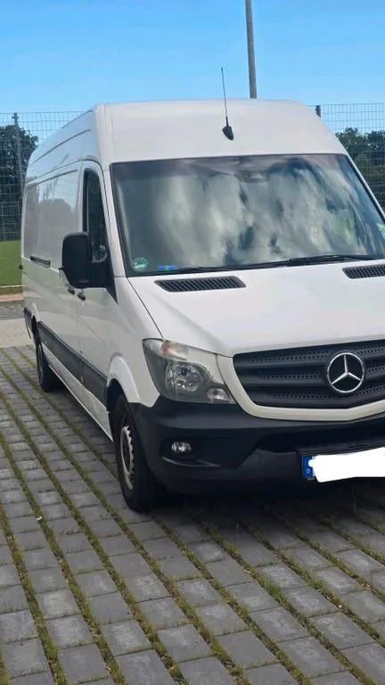 Mercedes-Benz Sprinter