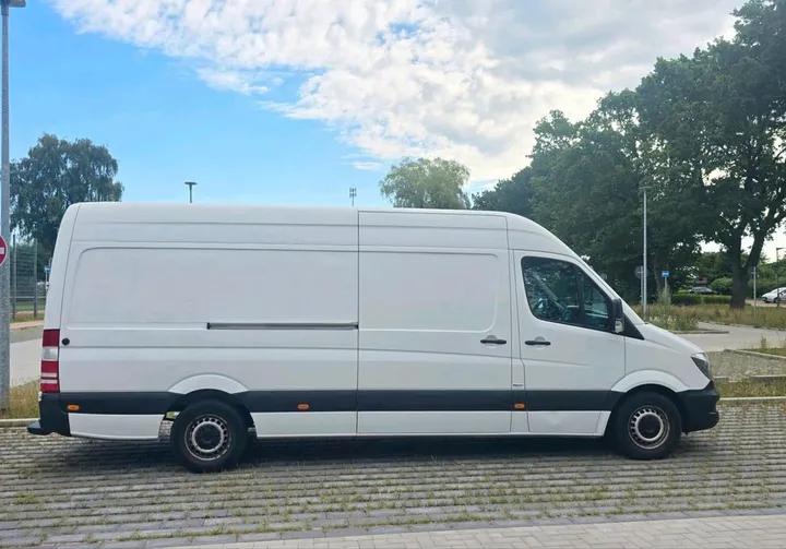 Mercedes-Benz Sprinter