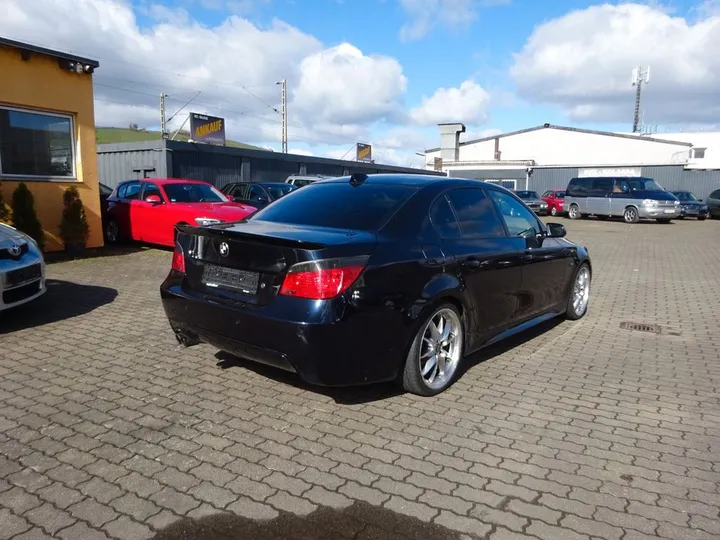 BMW 545