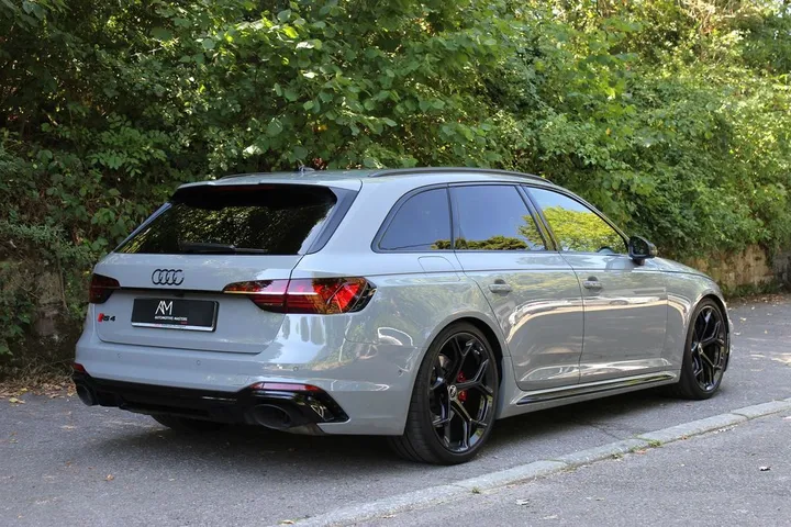 Audi RS4