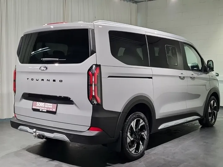Ford Tourneo Custom