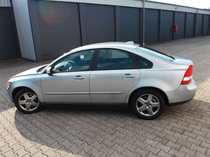 Volvo S40