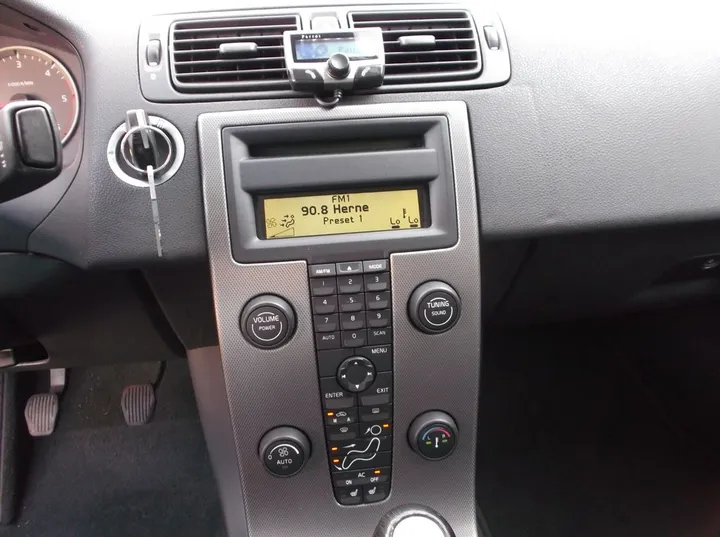 Volvo S40