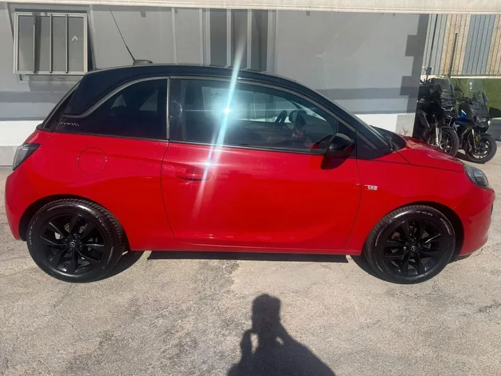 Opel Adam