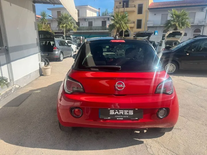 Opel Adam