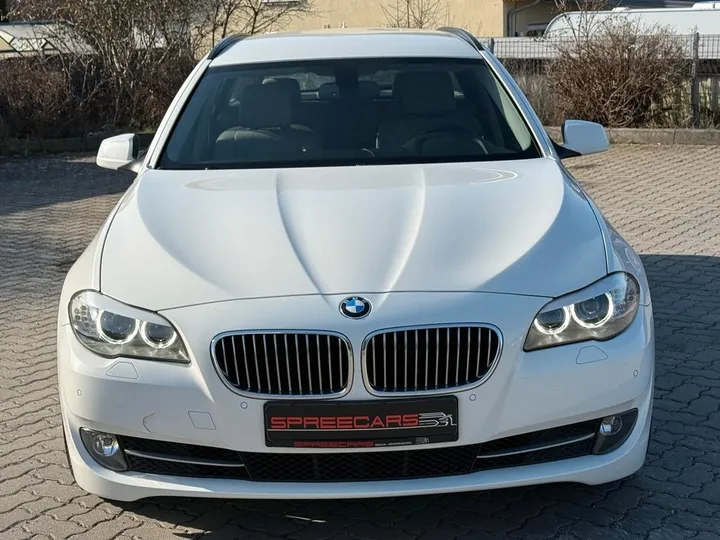 BMW 525