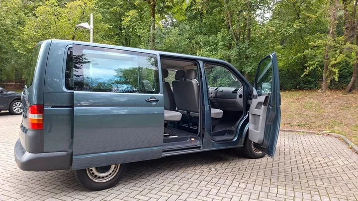 Volkswagen T5 Transporter