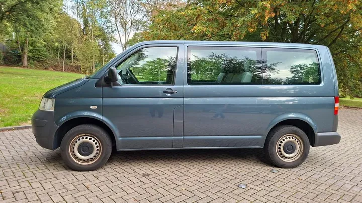 Volkswagen T5 Transporter