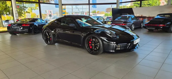 Porsche 992