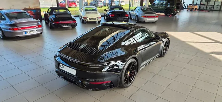 Porsche 992