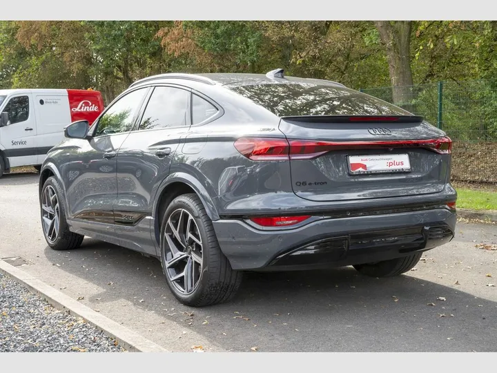 Audi Q6 e-tron