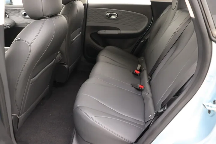 Dongfeng Box