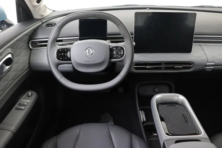 Dongfeng Box
