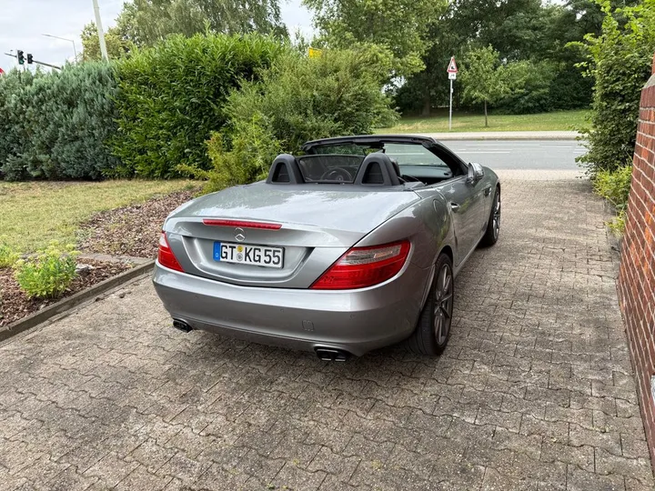 Mercedes-Benz SLK 250