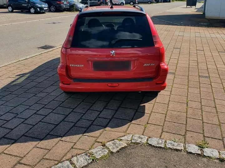 Peugeot 206