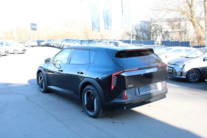 Kia EV4