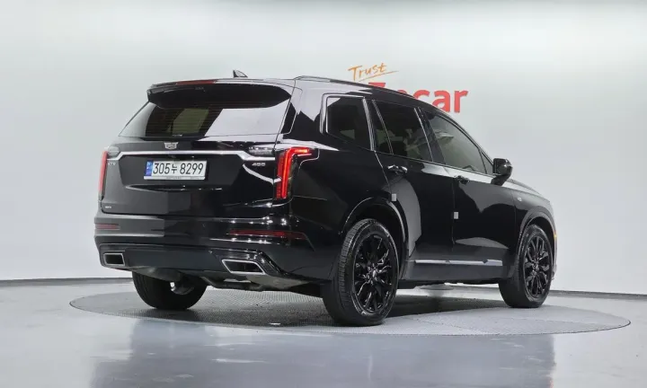 Cadillac XT6