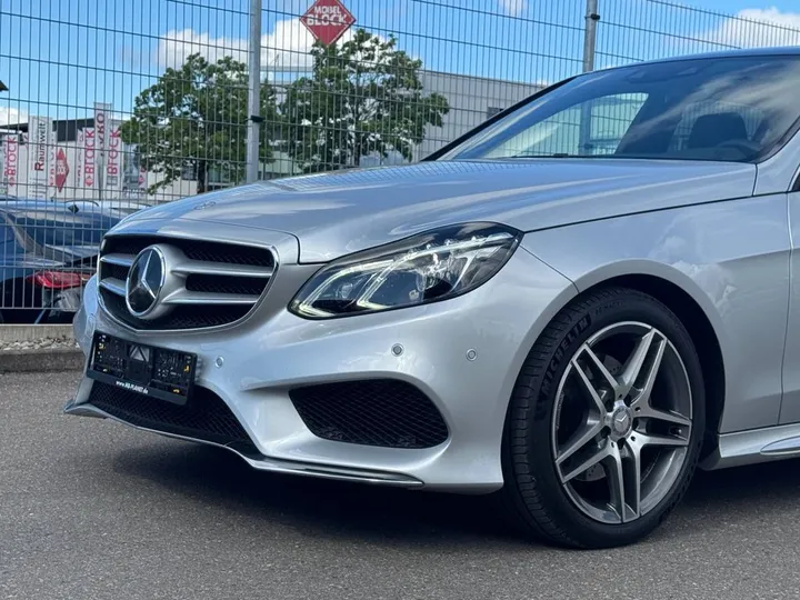 Mercedes-Benz E 300