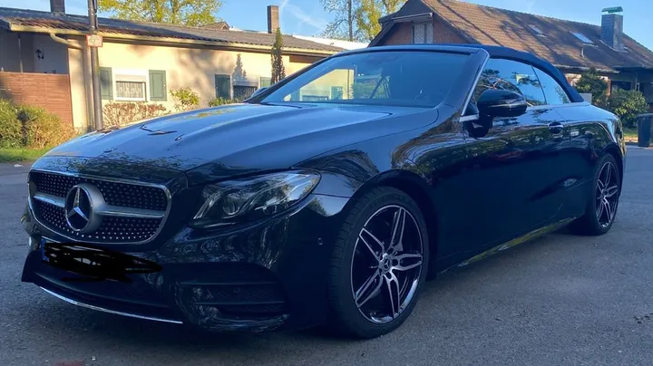 Mercedes-Benz E 200
