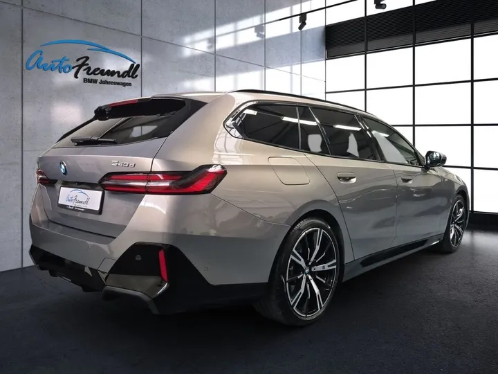 BMW 540