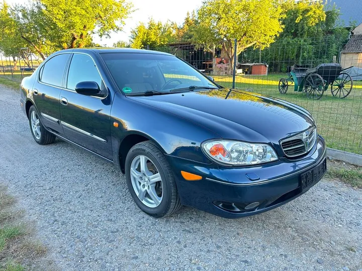 Nissan Maxima
