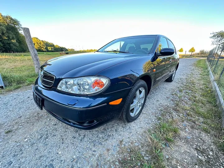 Nissan Maxima