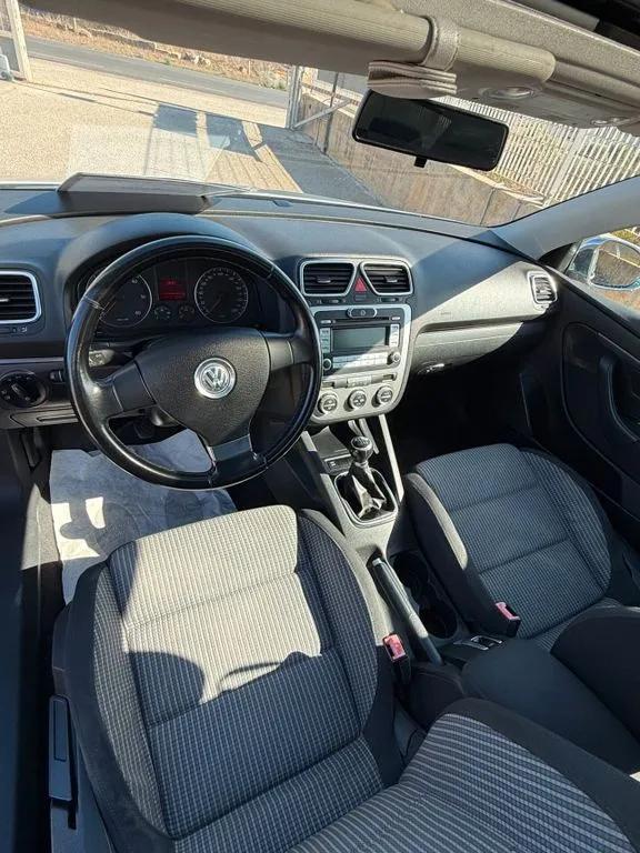 Volkswagen Eos
