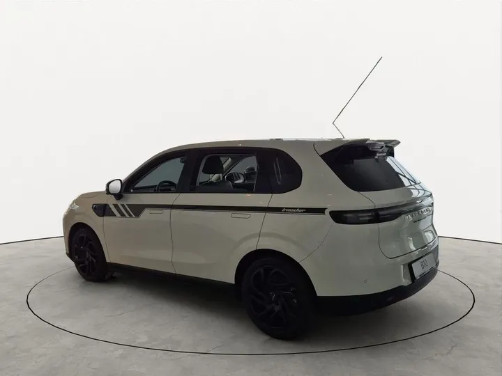 Leapmotor B10
