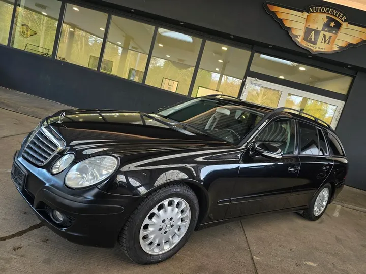 Mercedes-Benz E 200