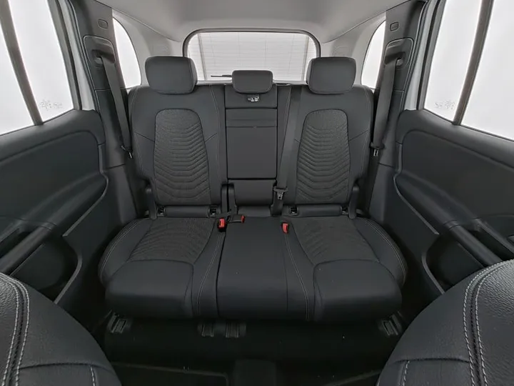Mercedes-Benz GLB 180