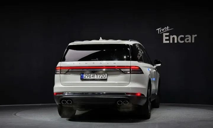 Lincoln Aviator