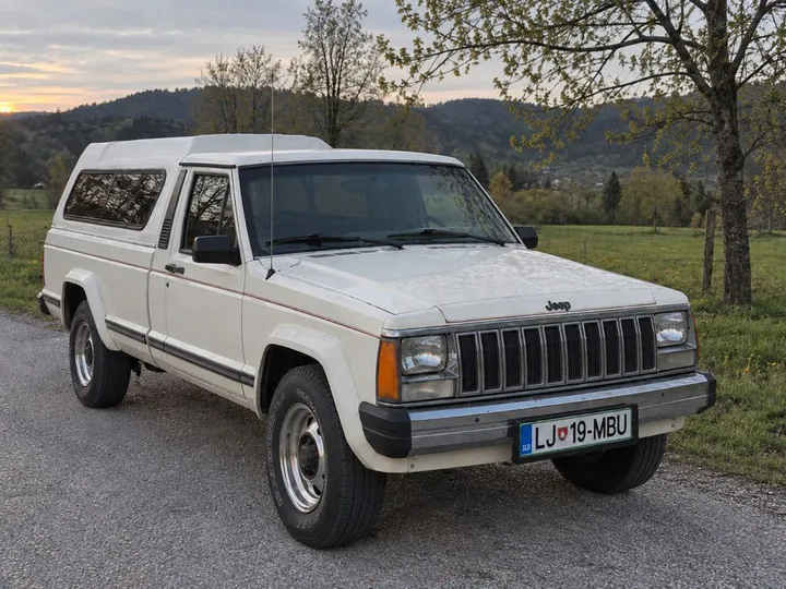 Jeep Comanche