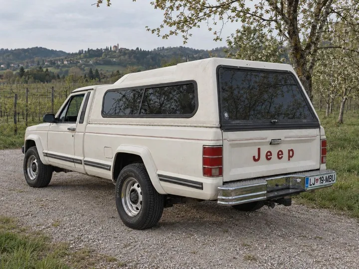 Jeep Comanche