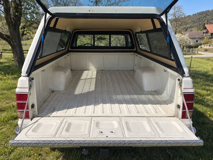 Jeep Comanche