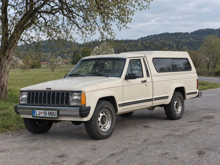 Jeep Comanche
