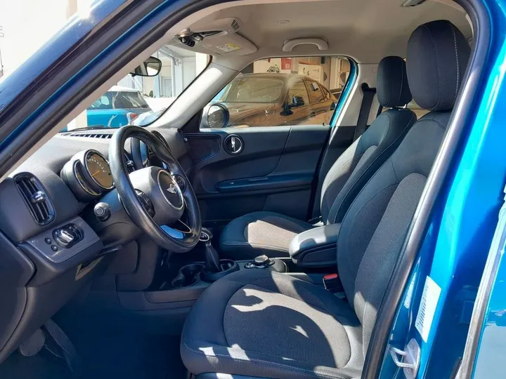 MINI Countryman D (Cooper)