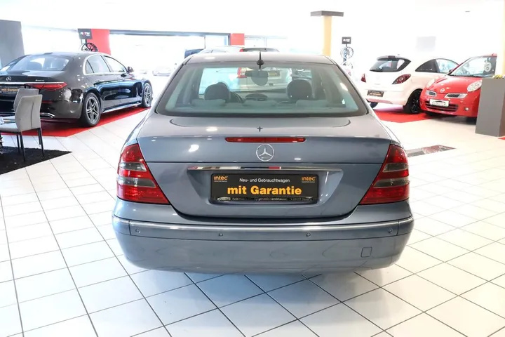 Mercedes-Benz E 270